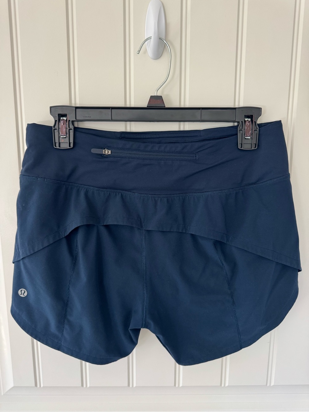 lululemon athletica Navy Speed up Shorts mid rise 2.5” inseam